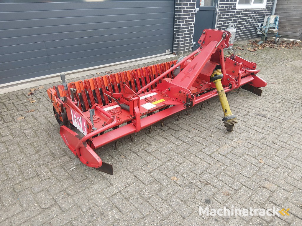 Lely Rotorkopeg 3 meter breed met pakkerwals
