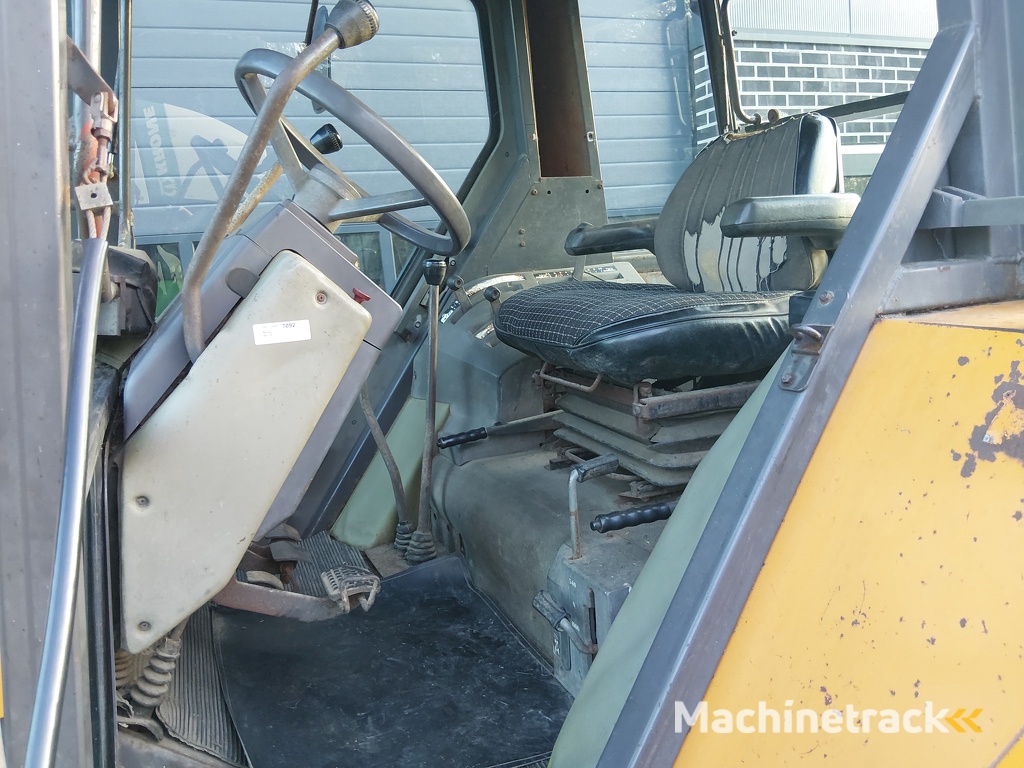 Renault 68.14 RS    40km/h