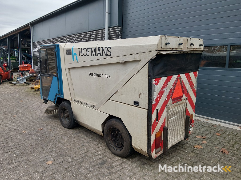 Hofmans Veegmachine