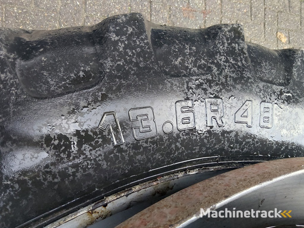 Dubbellucht 13.6 R48 met Verloopring naar  R38 Inch.