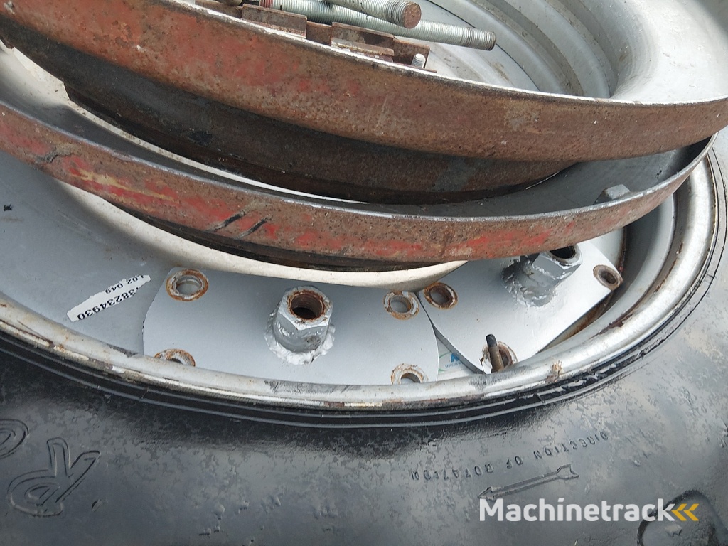 Dubbellucht 13.6 R48 met Verloopring naar  R38 Inch.