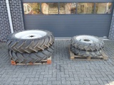Thumbnail of Setje Ford wielen   9.5 R28 en 13.6 R36