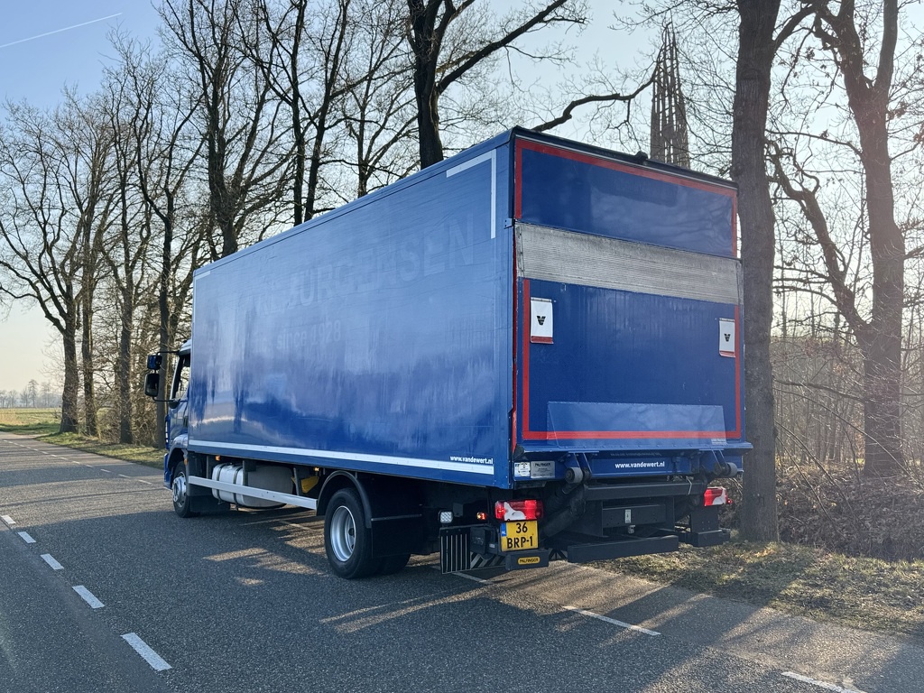 DAF LF 250 4x2 Bakwagen - 1500 KG Laadklep - Euro 6 - 2014 - Automaat