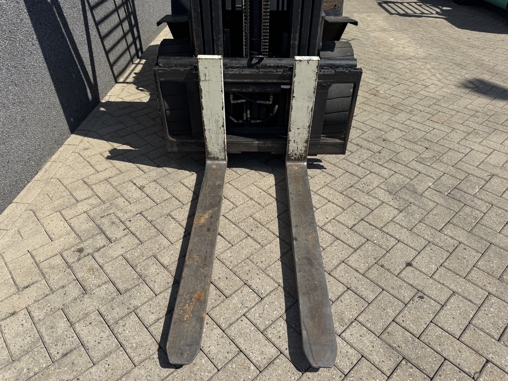 Yale GDP30TP Triplo 530 Freelift/Sideshift Diesel 1996