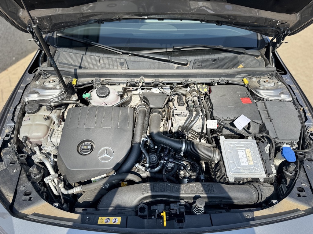 Mercedes CLA Klasse Shooting Brake 250e Hybride Amg Pakket Night Pakket  Burmester Audio Automaat 2021 APK 8-2027