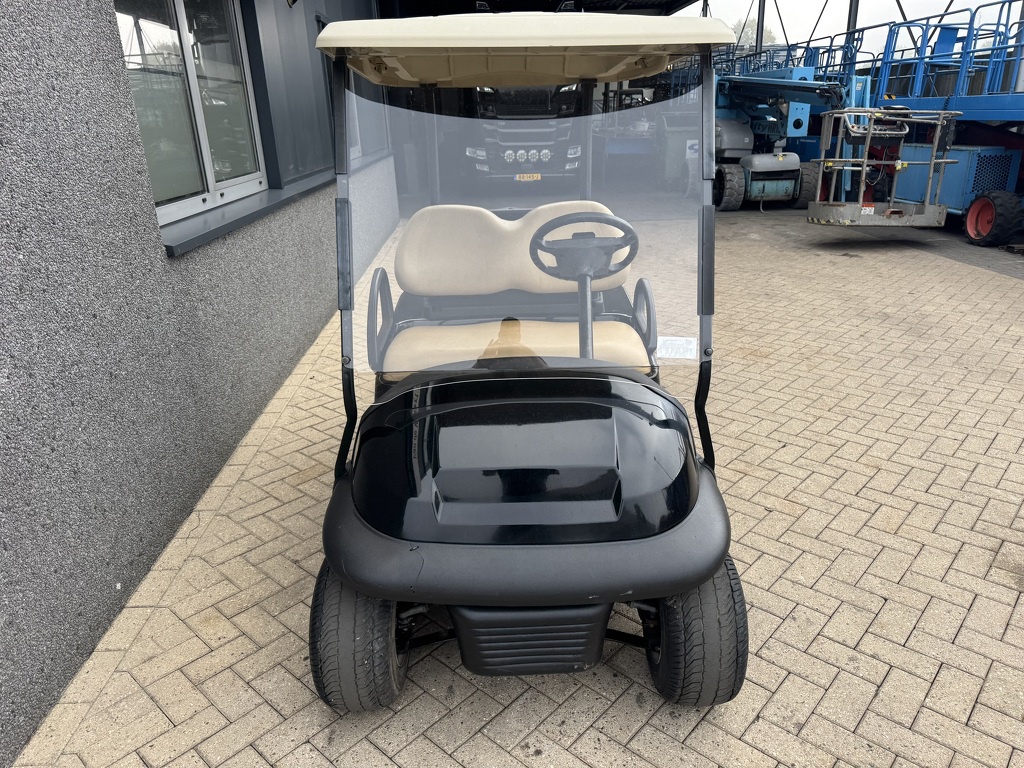 Golfcar CLUBCAR PRESEDENT zwart 2 zits Benzine golfkar cart