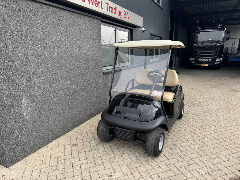 Golfcar CLUBCAR PRESEDENT zwart 2 zits Benzine golfkar cart