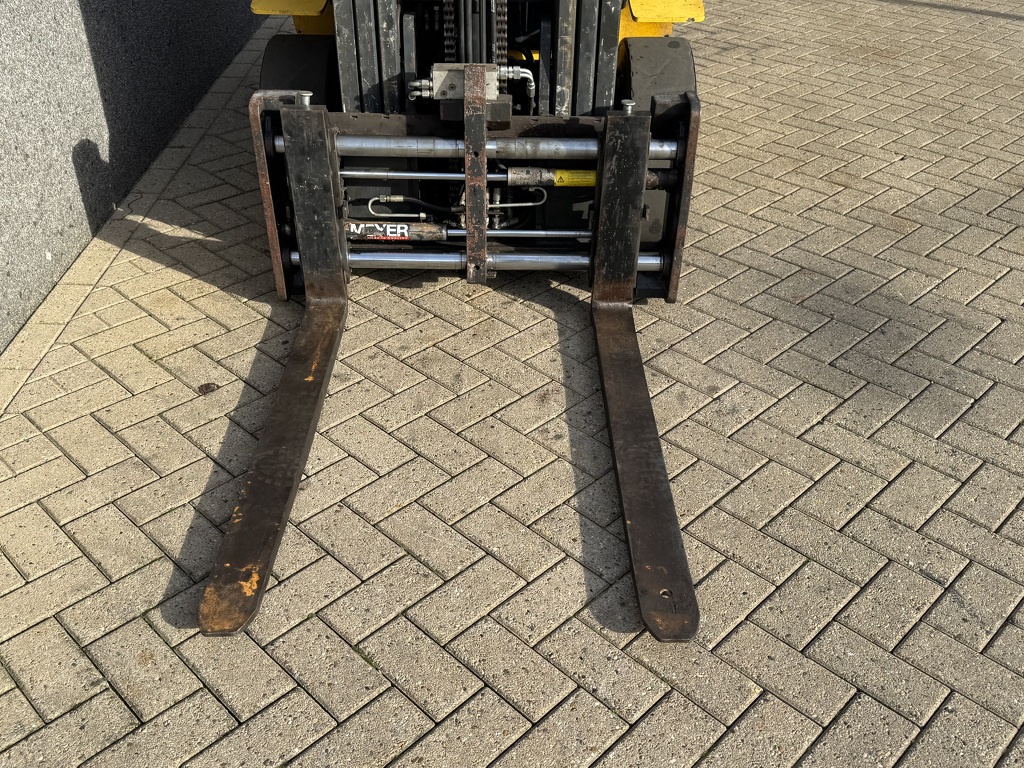 Komatsu FG25HT-16R Triplo 470 Freelift / Sideshift / Vorkversteller LPG 2008