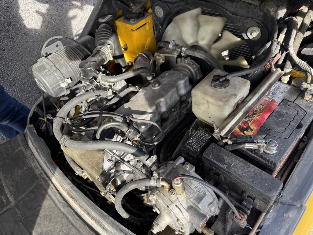 Komatsu FG25HT-16R Triplo 470 Freelift / Sideshift / Vorkversteller LPG 2008