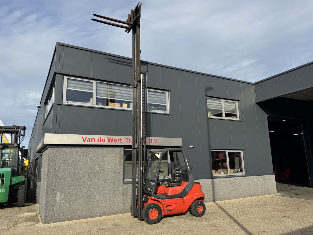 Linde H25D-02 Triplo 640 Freelift / Sideshift / 4e functie Diesel 1995