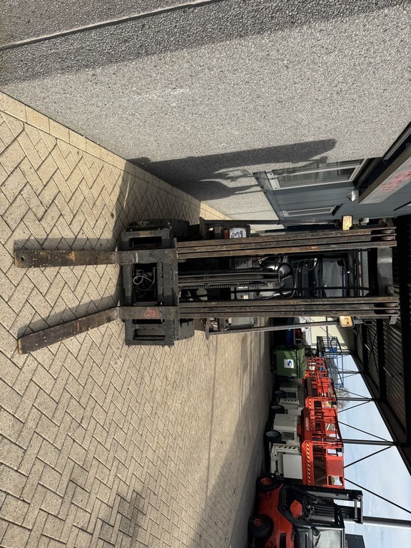 Toyota 02-6FDF15 Triplo 470 Freelift / Sideshift Diesel 1998