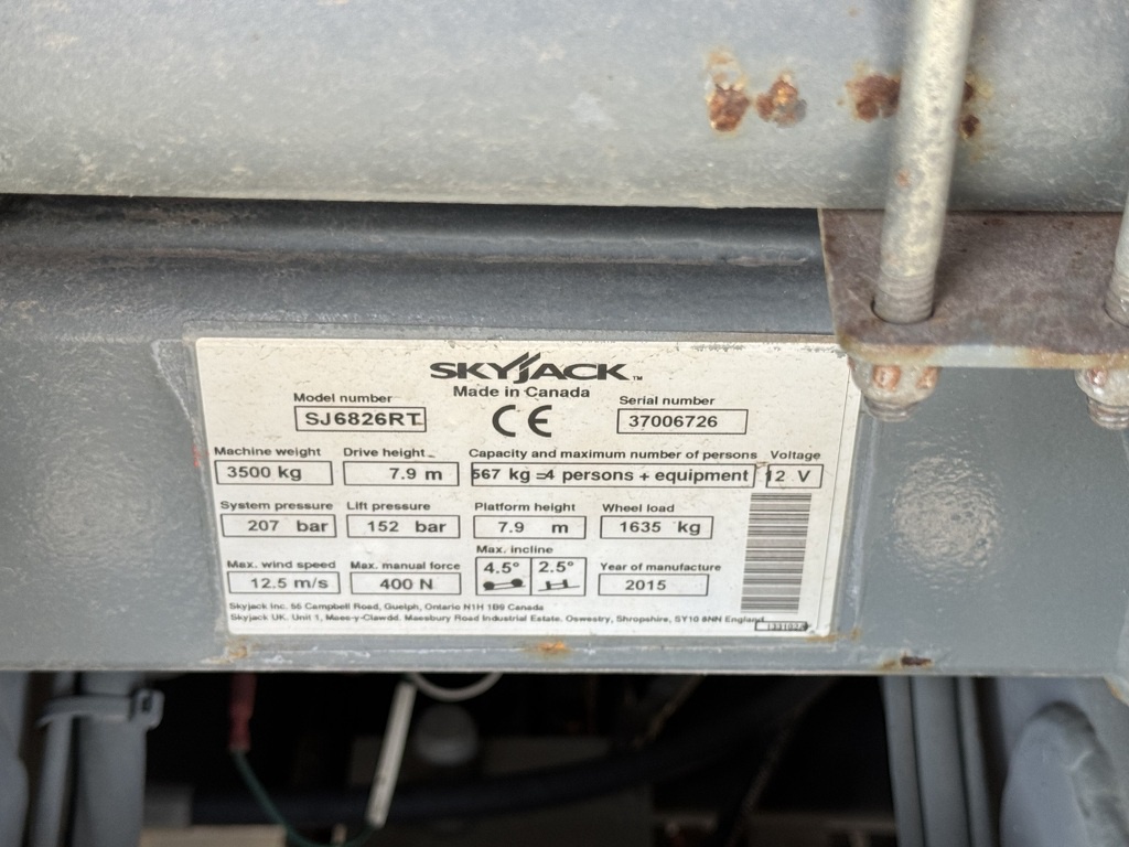 SKYJACK SJ 6826RT Schaarhoogwerker SCISSOR 2012 4X4 Kubota Diesel 10M Werkhoogte