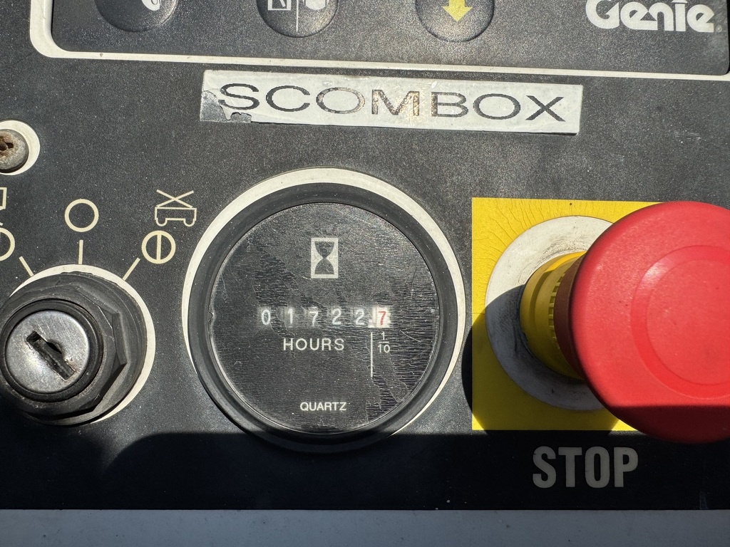 Genie GS 3369 RT  Hoogwerker / Arbeitsbuhne 12mtr werkhoogte 4x4 Kubota DIESEL 2012