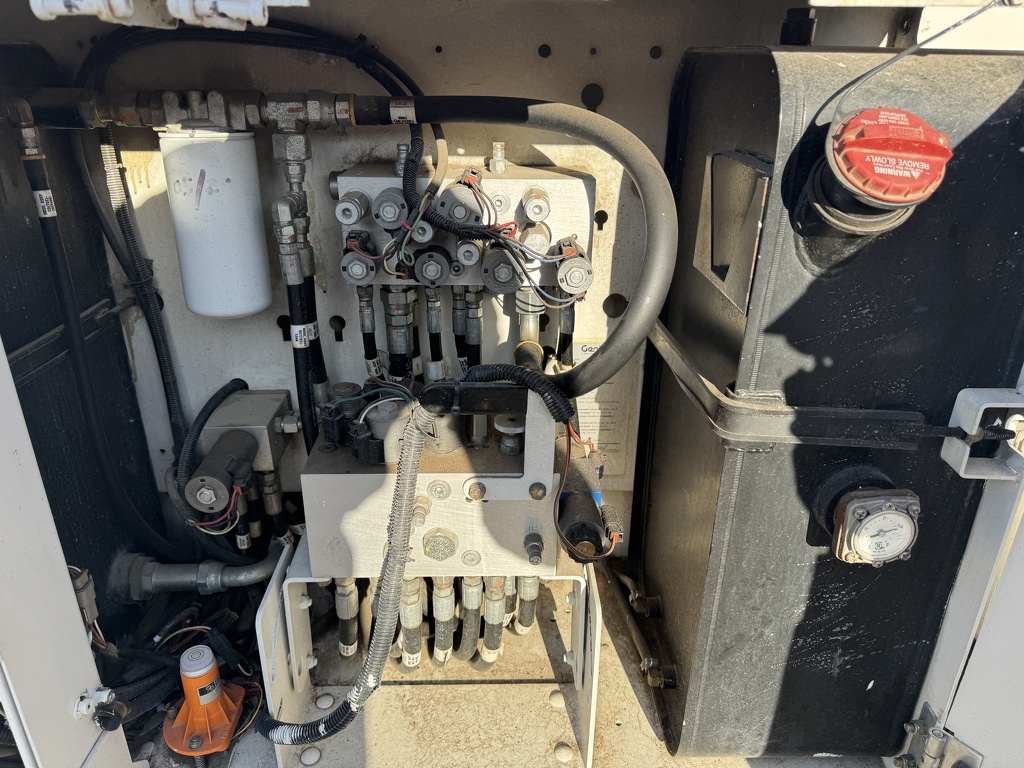 GENIE GS 4069 RT  Hoogwerker / Arbeitsbuhne 14mtr werkhoogte 4x4 Kubota DIESEL 2013