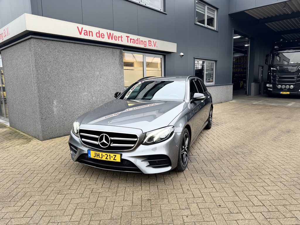 Mercedes-Benz E-klasse Estate 300 de AMG Line 2020 Led / ACC / Leder MARGE