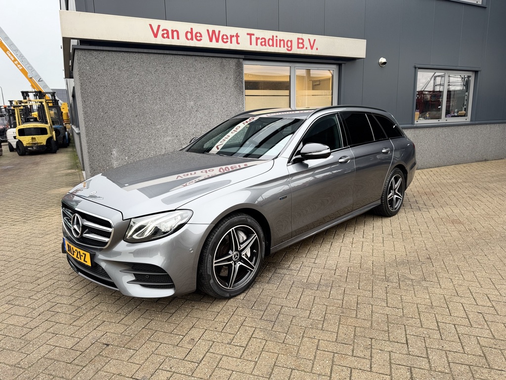 Mercedes-Benz E-klasse Estate 300 de AMG Line 2020 Led / ACC / Leder MARGE