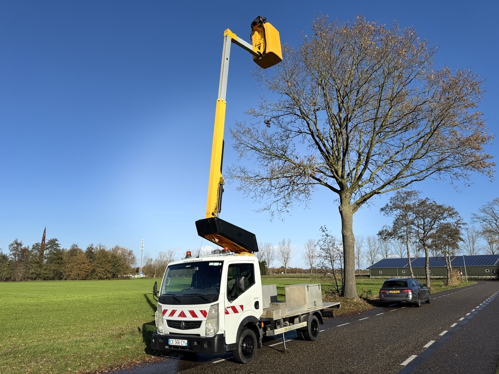 Renault Maxity  Arbeitsbuhne Autohoogwerker 11mtr werkhoogte 2013 67dkm 2400uur