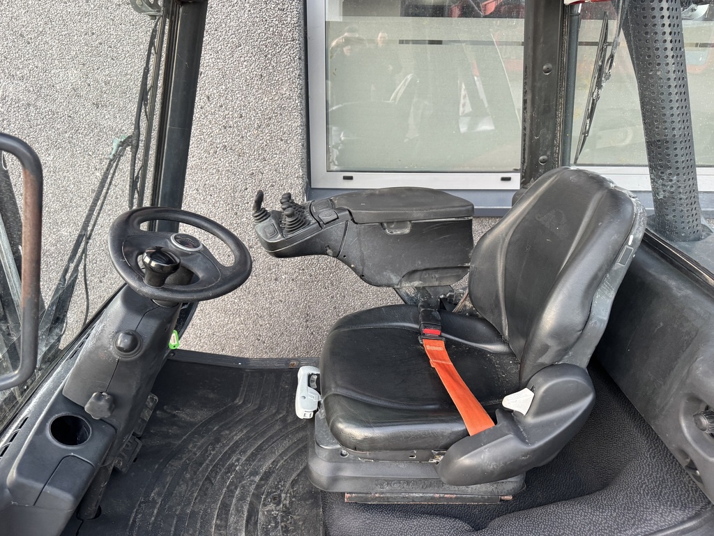 Linde H25D-02 Triplo 550 Freelift / Sideshift / 4e functie VW Diesel 2014