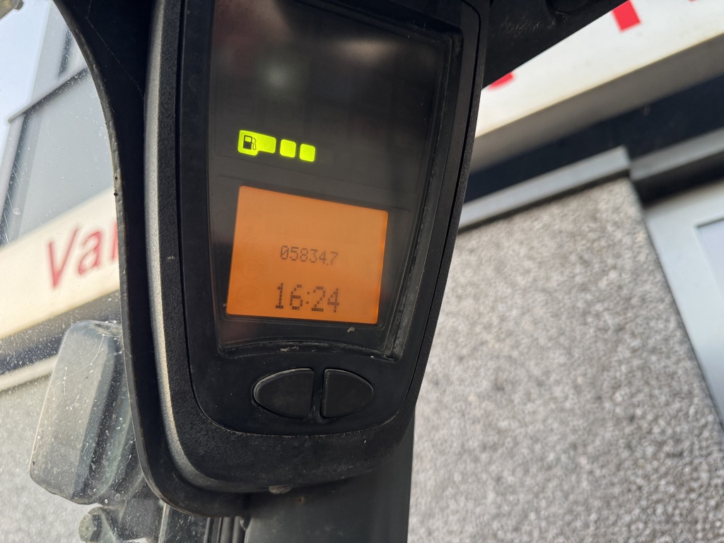 Linde H25D-02 Triplo 550 Freelift / Sideshift / 4e functie VW Diesel 2014