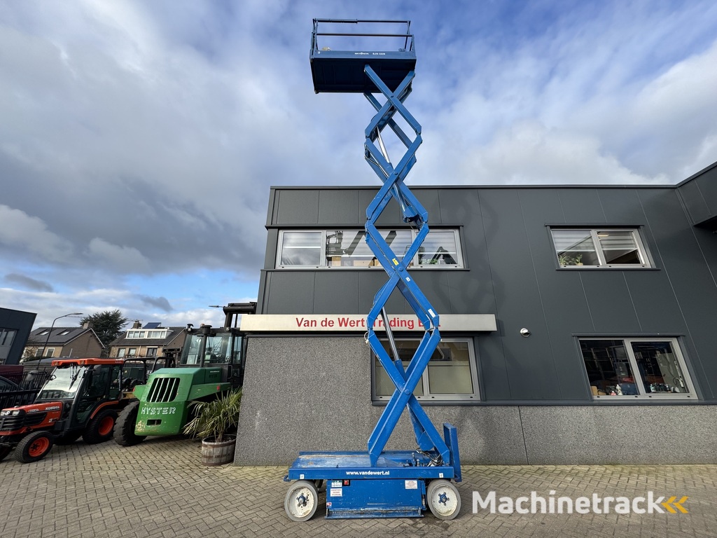 Schaarhoogwerker SCISSOR SKYJACK SJ3226 9.92M Werkhoogte 2015 175uur