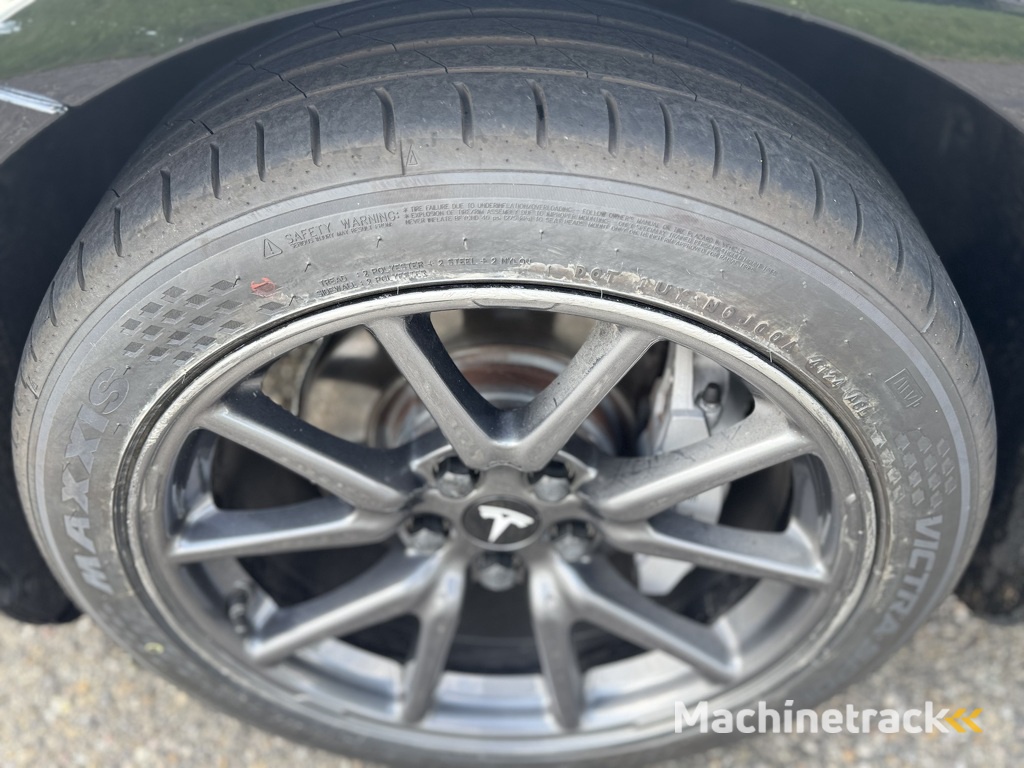 Tesla Model 3 Standaard RWD Plus 60KWH 325Pk 2019 Apk 11-2027 Marge