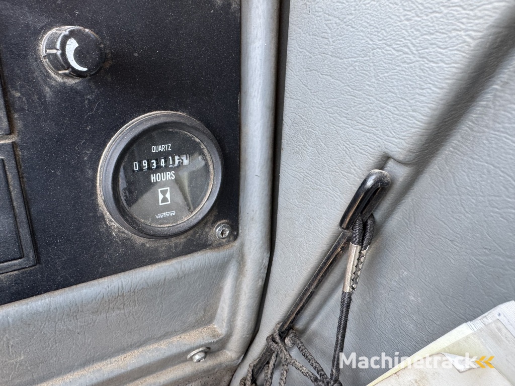 VOLVO - L110E - Shovel - Wheelloader  - 2005 - 9375 hours -