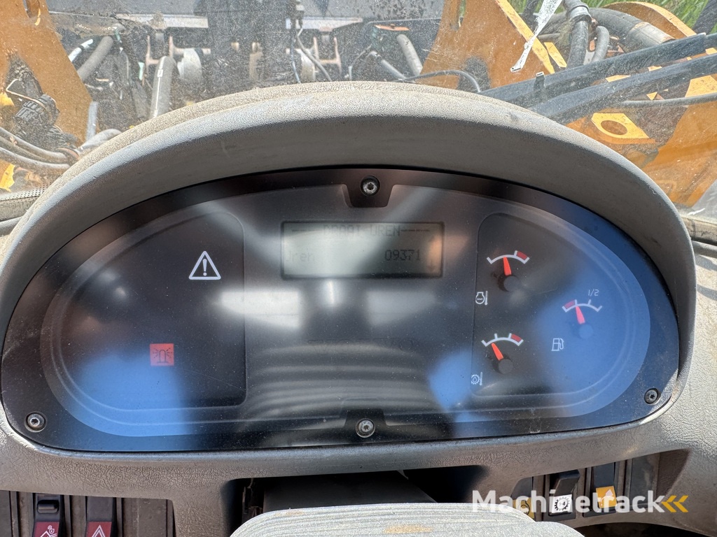 VOLVO - L110E - Shovel - Wheelloader  - 2005 - 9375 hours -