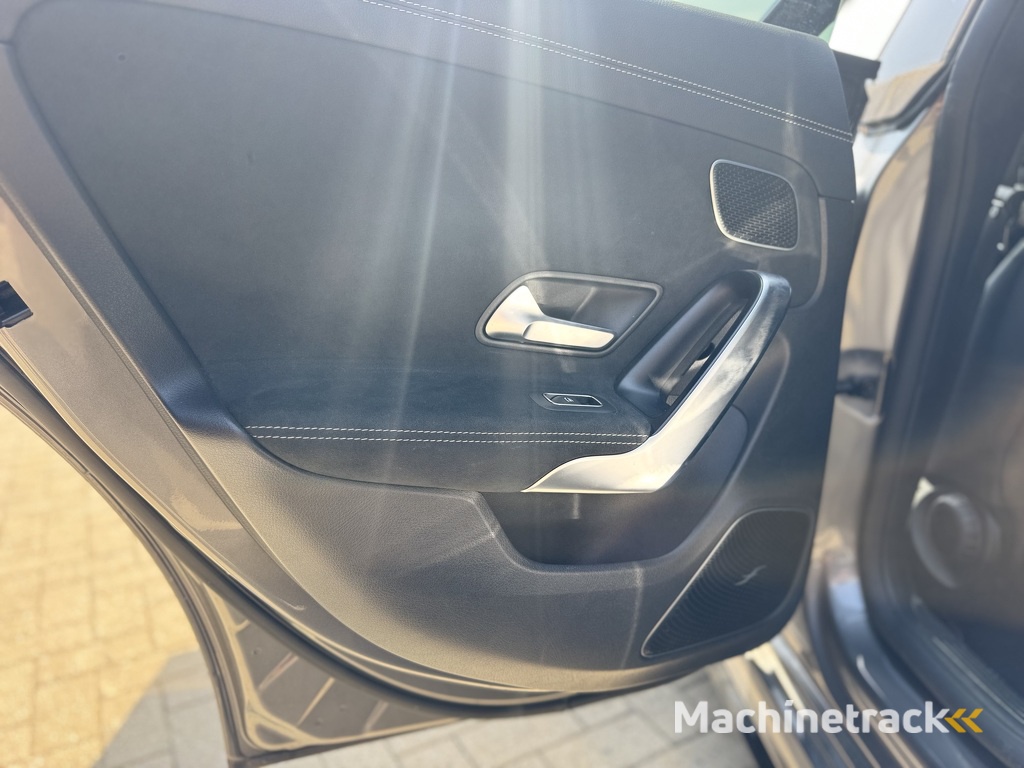 Mercedes CLA Klasse Shooting Brake 250e Hybride Amg Pakket Night Pakket  Burmester Audio Automaat 2021 APK 8-2027