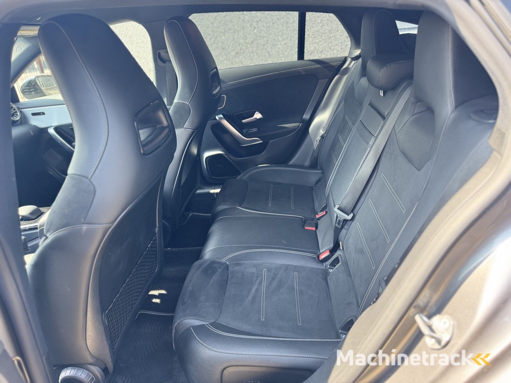Mercedes CLA Klasse Shooting Brake 250e Hybride Amg Pakket Night Pakket  Burmester Audio Automaat 2021 APK 8-2027