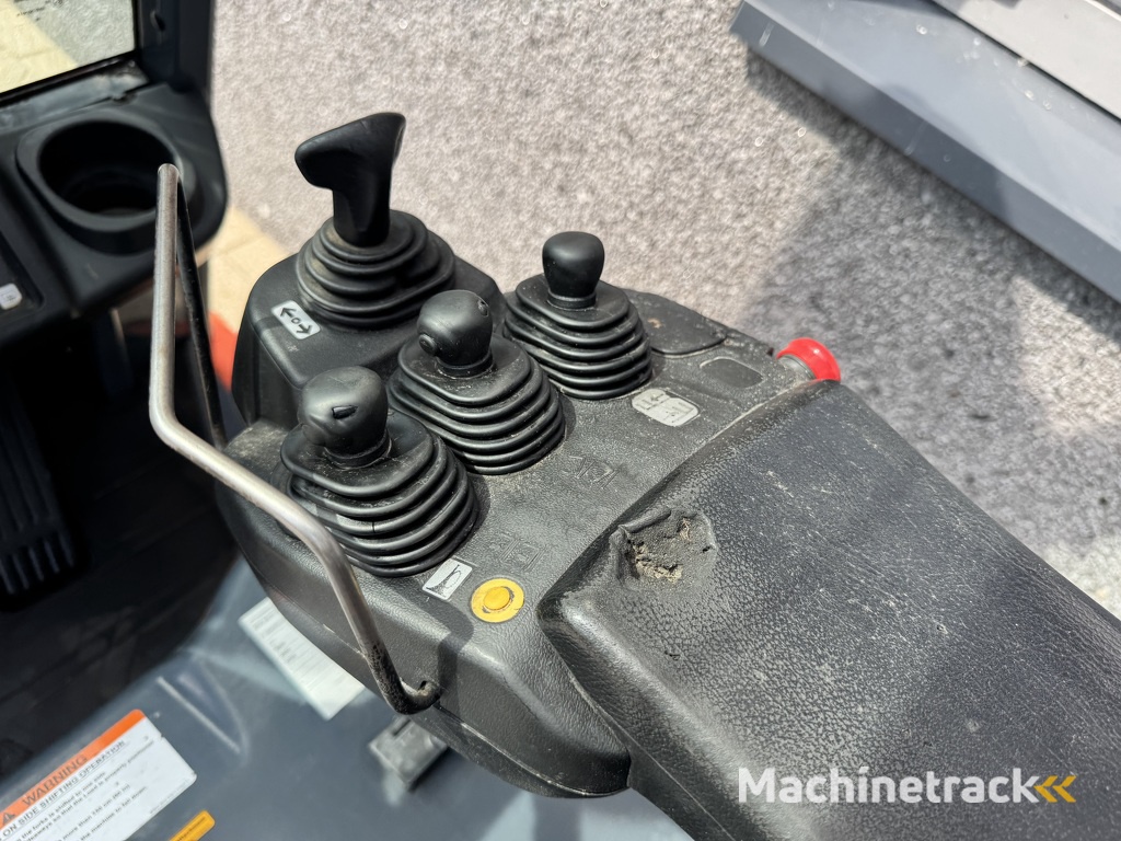 Toyota 8FBM20T Triplo 470 Freelift / Sideshift Elektrisch 2017 6145Hours