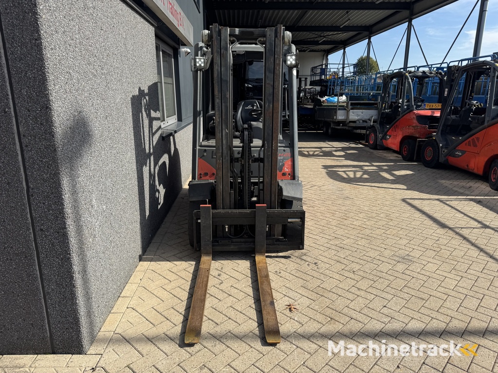 Linde H25D-02 Triplo 470 Freelift / Sideshift  VW Diesel 2014