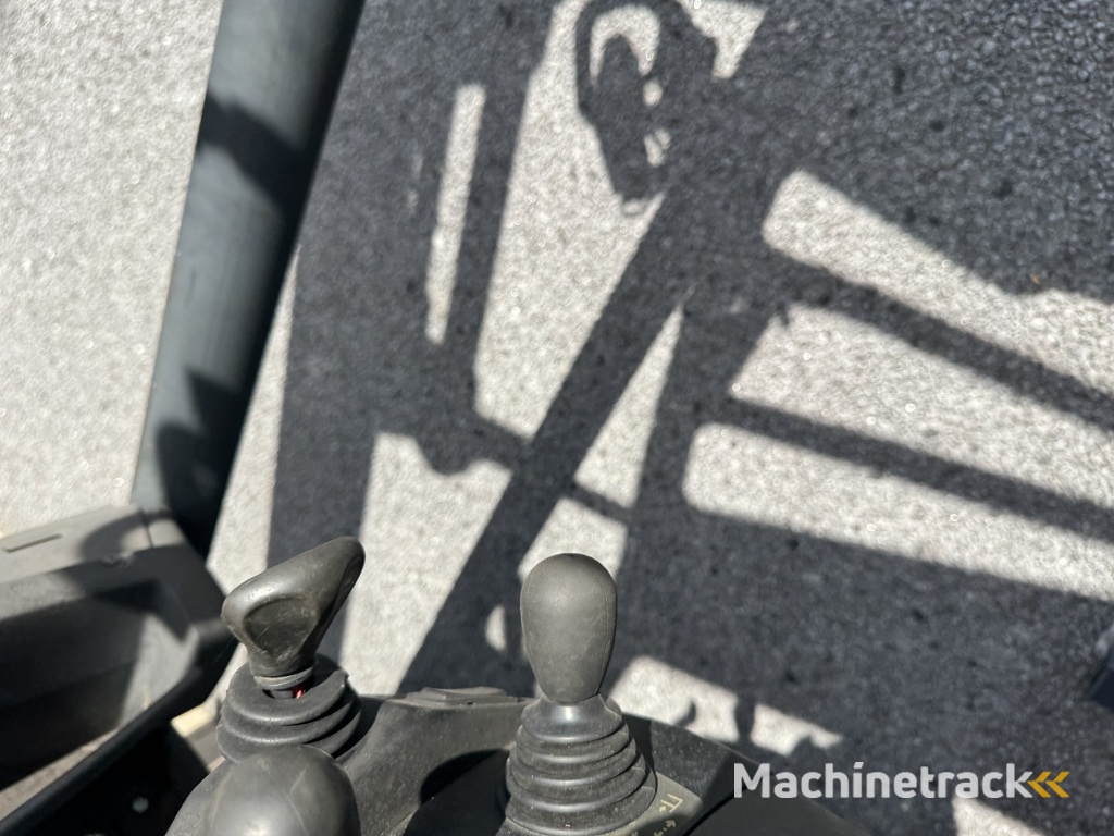 Linde H25D-02 Triplo 470 Freelift / Sideshift  VW Diesel 2014