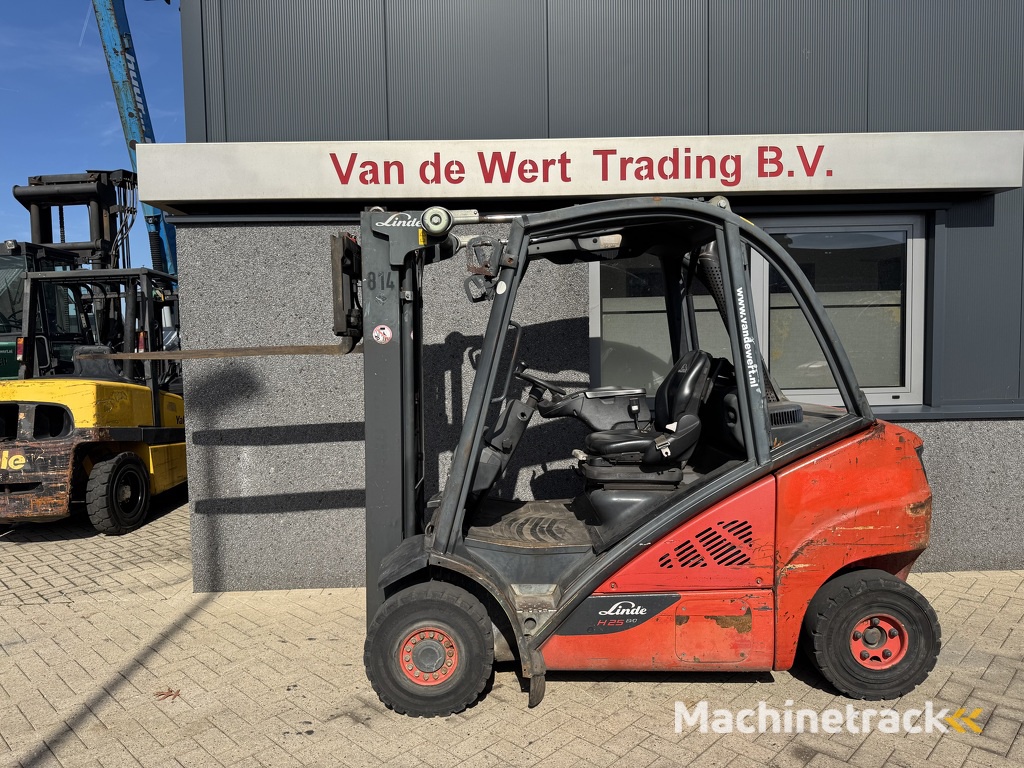 Linde H25D-02 Triplo 470 Freelift / Sideshift  VW Diesel 2014