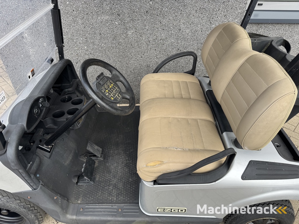 EZGO Golfkar Golfcar Elektrisch 2 Zits  Inc Lader Accu 2021