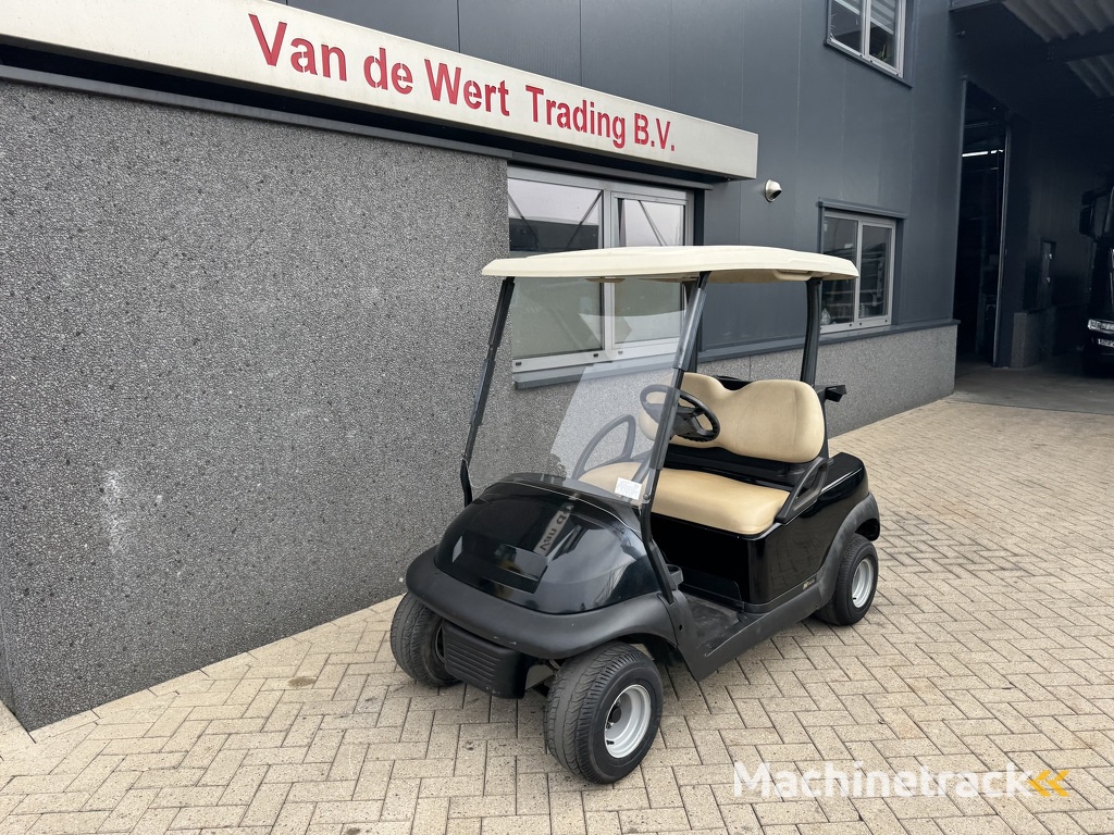 Golfcar CLUBCAR PRESEDENT zwart 2 zits Benzine golfkar cart