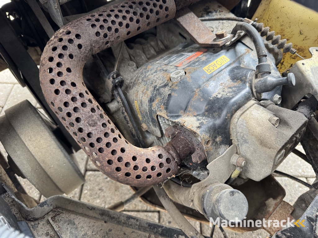 Golfcar CLUBCAR PRESEDENT zwart 2 zits Benzine golfkar cart