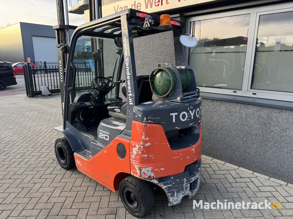 Toyota 02-8FGKF20 Triplo 470 Freelift/Sideshift 2020 Lpg