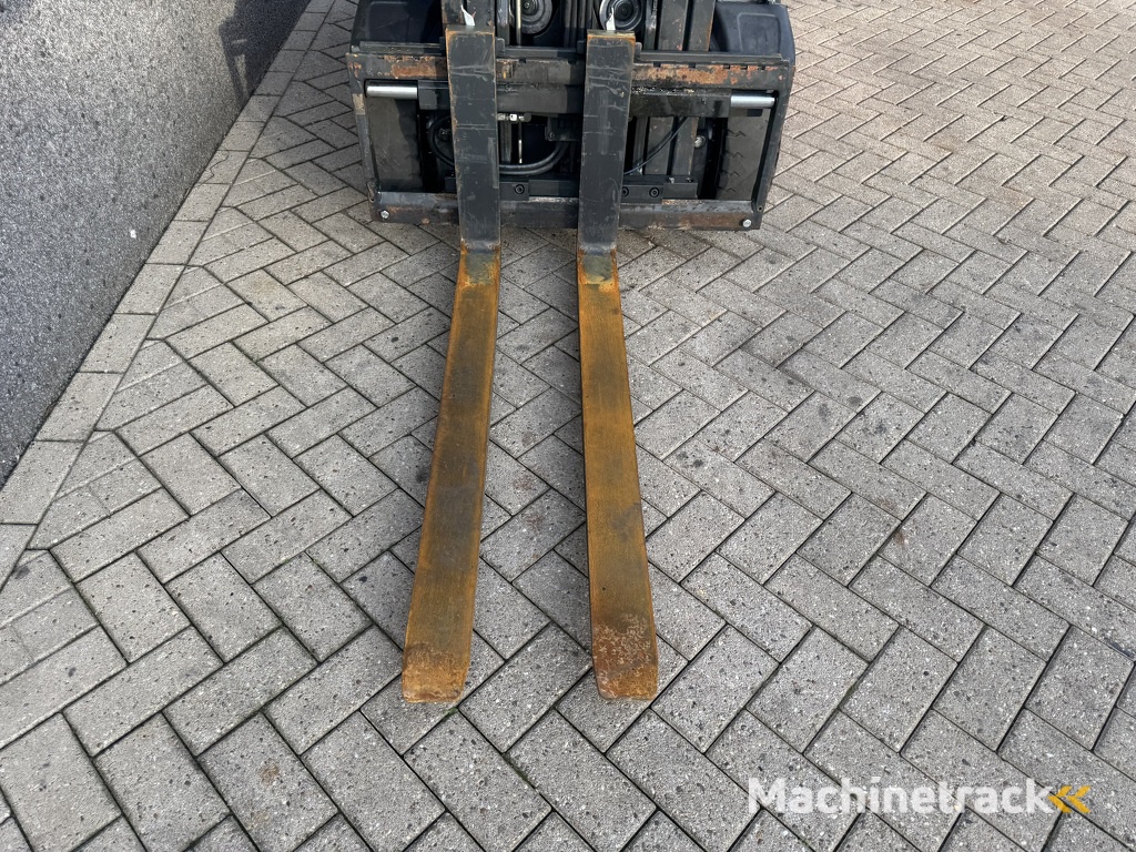 Linde H18T-01 Triplo 500 Freelift / Sideshift LPG 2012