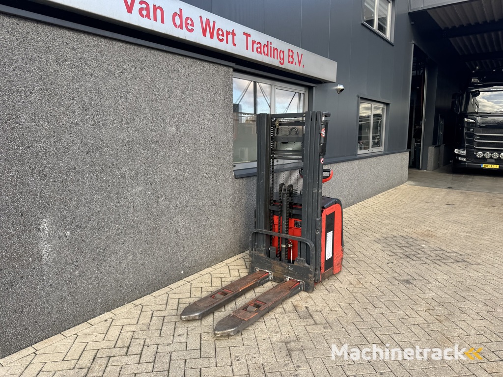 Linde L14 stapelaar 2014