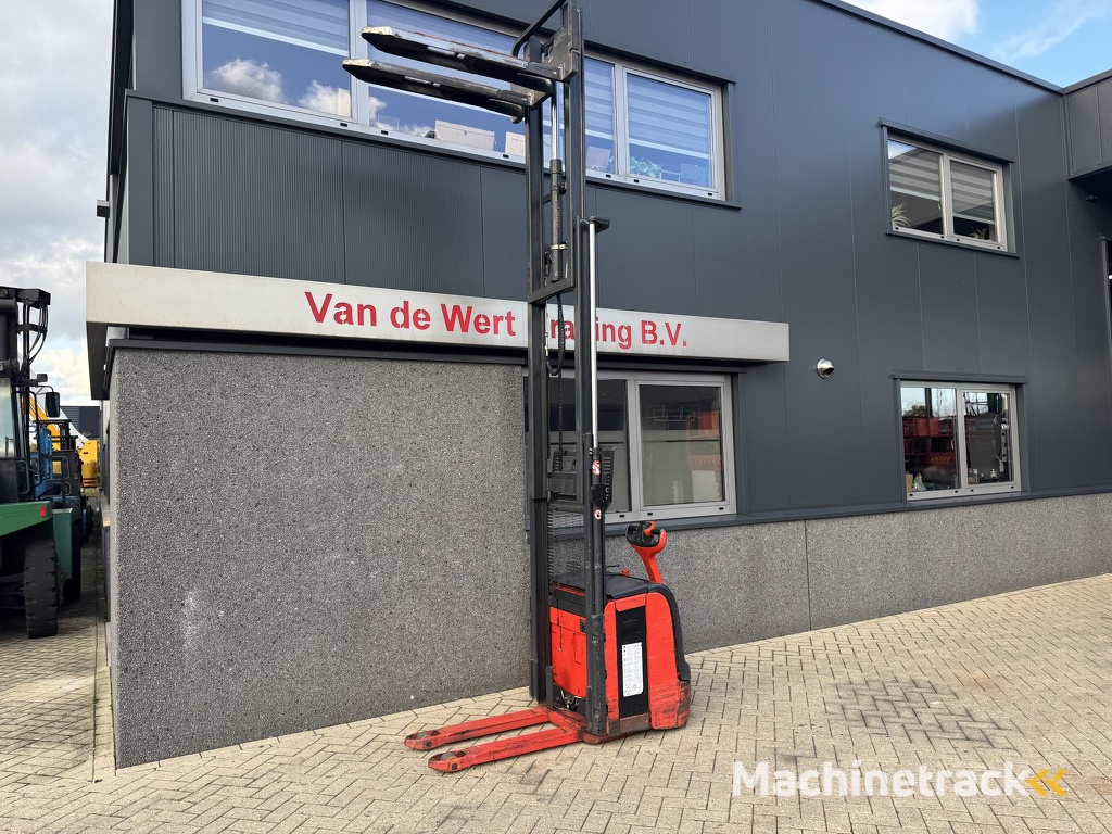 Linde L14 stapelaar 2014