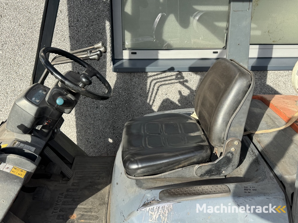 Toyota 42-7FGF25 duplo 400 3e / 4e Functie LPG 2001