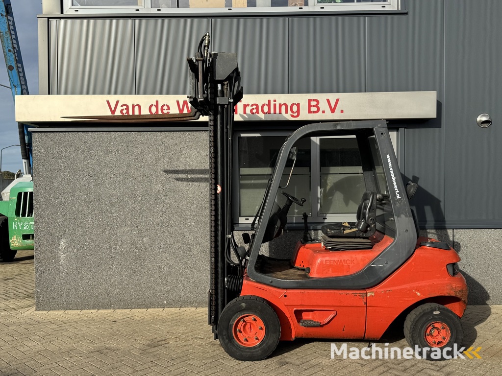 Linde H25D-02 Triplo 640 Freelift / Sideshift / 4e functie Diesel 1995