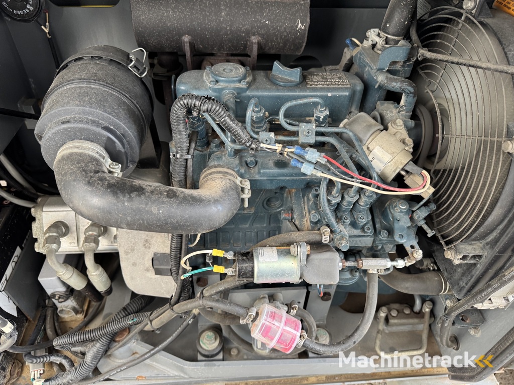 SKYJACK SJ 6826RT Schaarhoogwerker SCISSOR 2012 4X4 Kubota Diesel 10M Werkhoogte