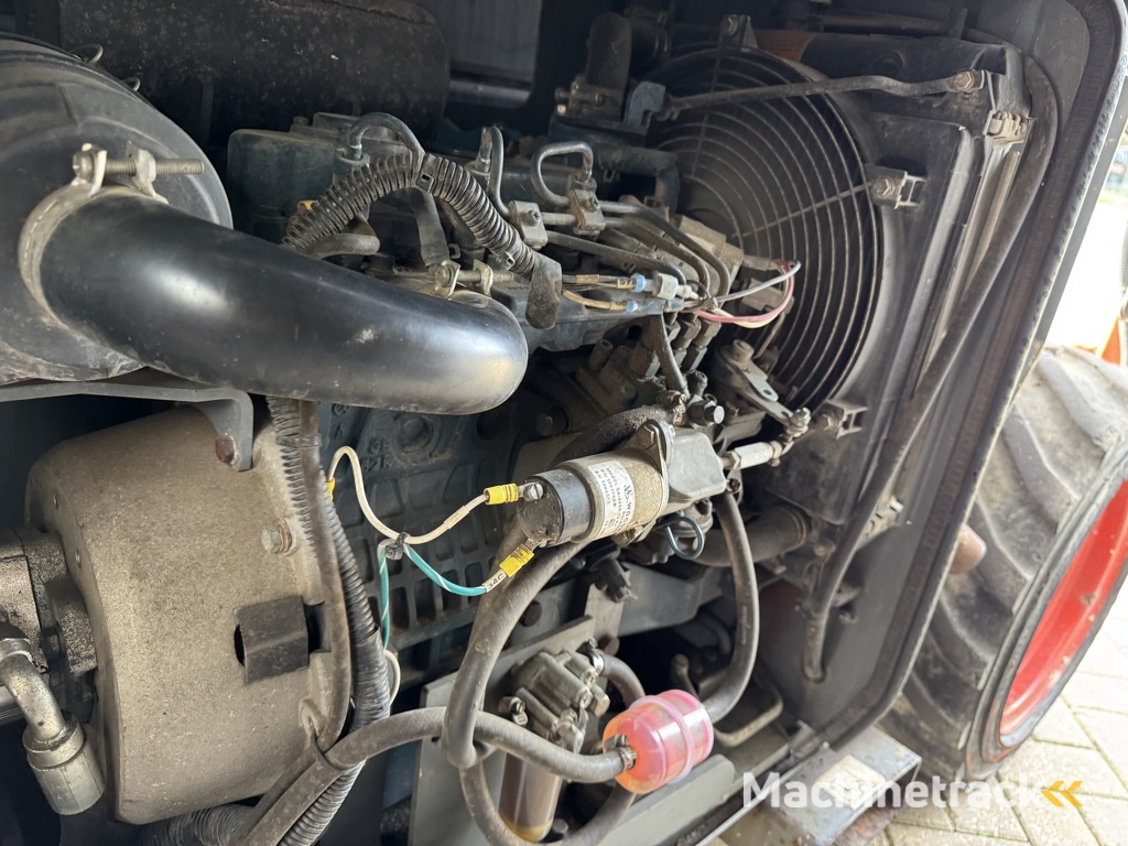 SKYJACK SJ 6826RT Schaarhoogwerker SCISSOR 2016 4X4 Kubota Diesel 10M Werkhoogte