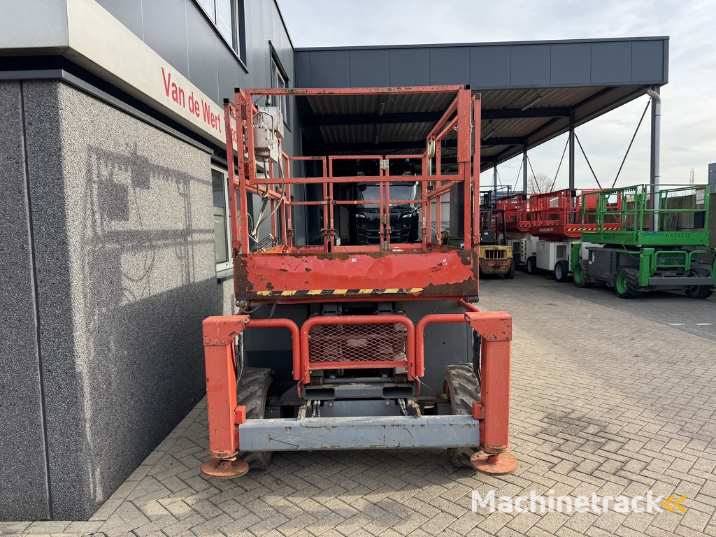 SKYJACK SJ 6826RT Schaarhoogwerker SCISSOR 2016 4X4 Kubota Diesel 10M Werkhoogte
