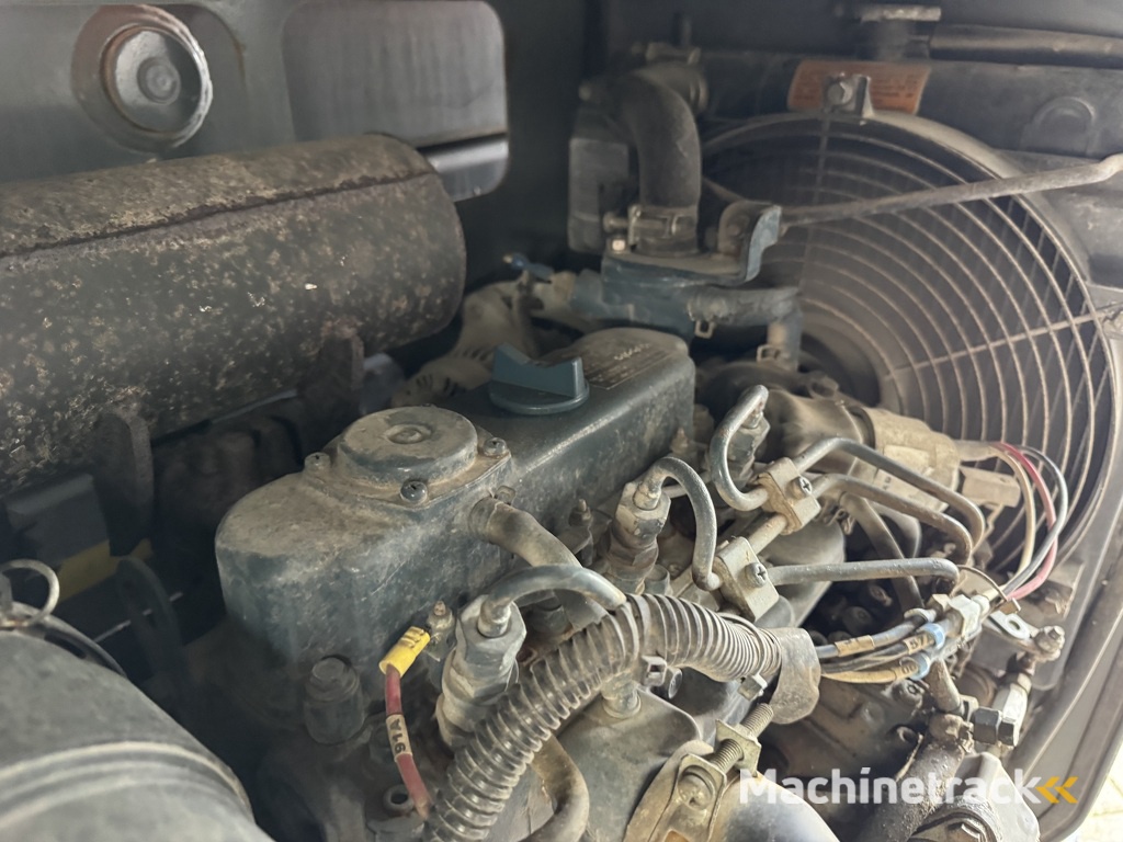 SKYJACK SJ 6826RT Schaarhoogwerker SCISSOR 2016 4X4 Kubota Diesel 10M Werkhoogte