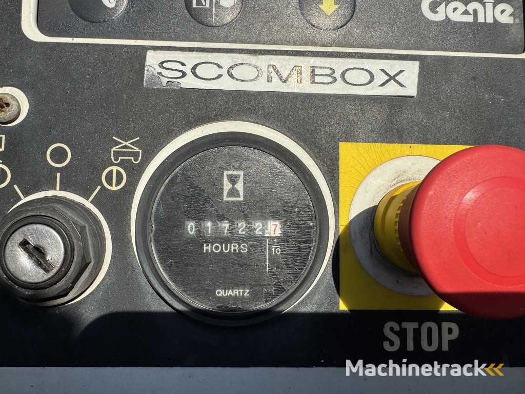 Genie GS 3369 RT  Hoogwerker / Arbeitsbuhne 12mtr werkhoogte 4x4 Kubota DIESEL 2012