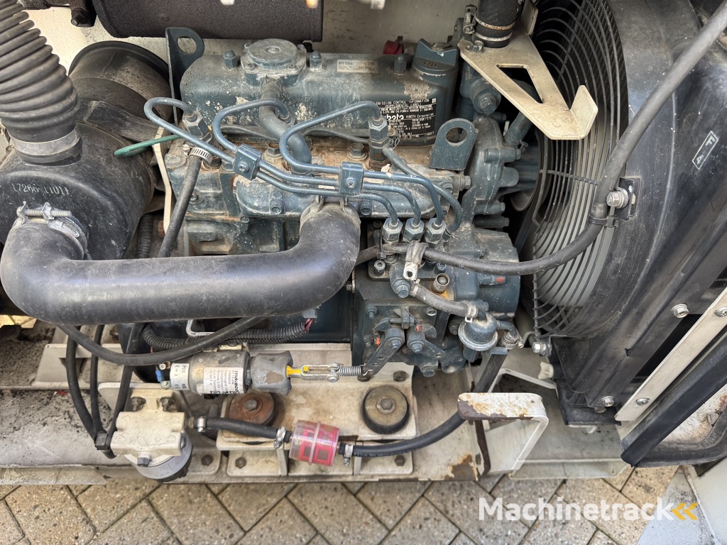 Genie GS 3369 RT  Hoogwerker / Arbeitsbuhne 12mtr werkhoogte 4x4 Kubota DIESEL 2012