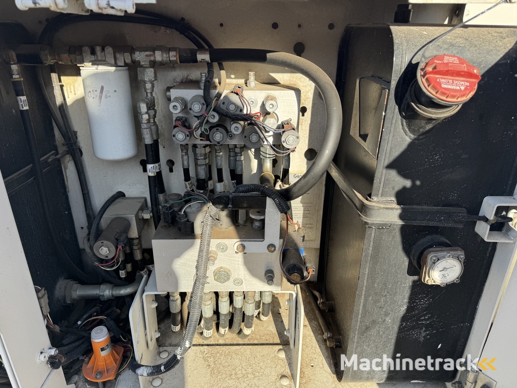 GENIE GS 4069 RT  Hoogwerker / Arbeitsbuhne 14mtr werkhoogte 4x4 Kubota DIESEL 2013