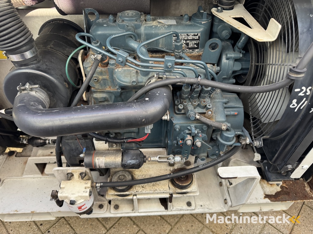 GENIE GS 4069 RT  Hoogwerker / Arbeitsbuhne 14mtr werkhoogte 4x4 Kubota DIESEL 2013